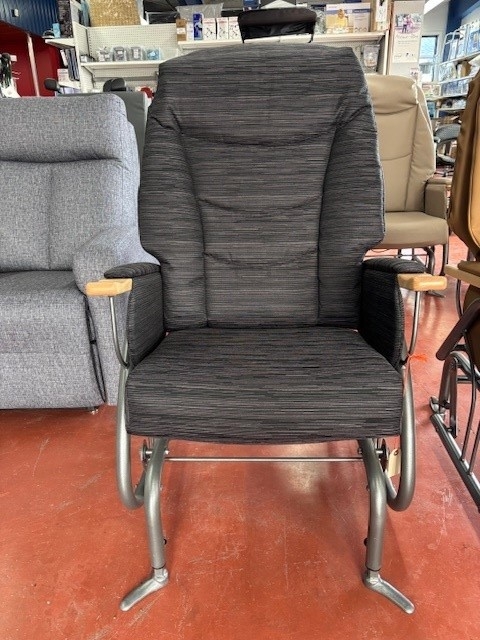 FAUTEUIL METAL THERA GLIDE COLOR ÒNYX 709